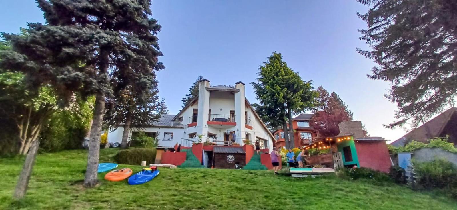 La Casona Hostel San Carlos de Bariloche Exteriör bild