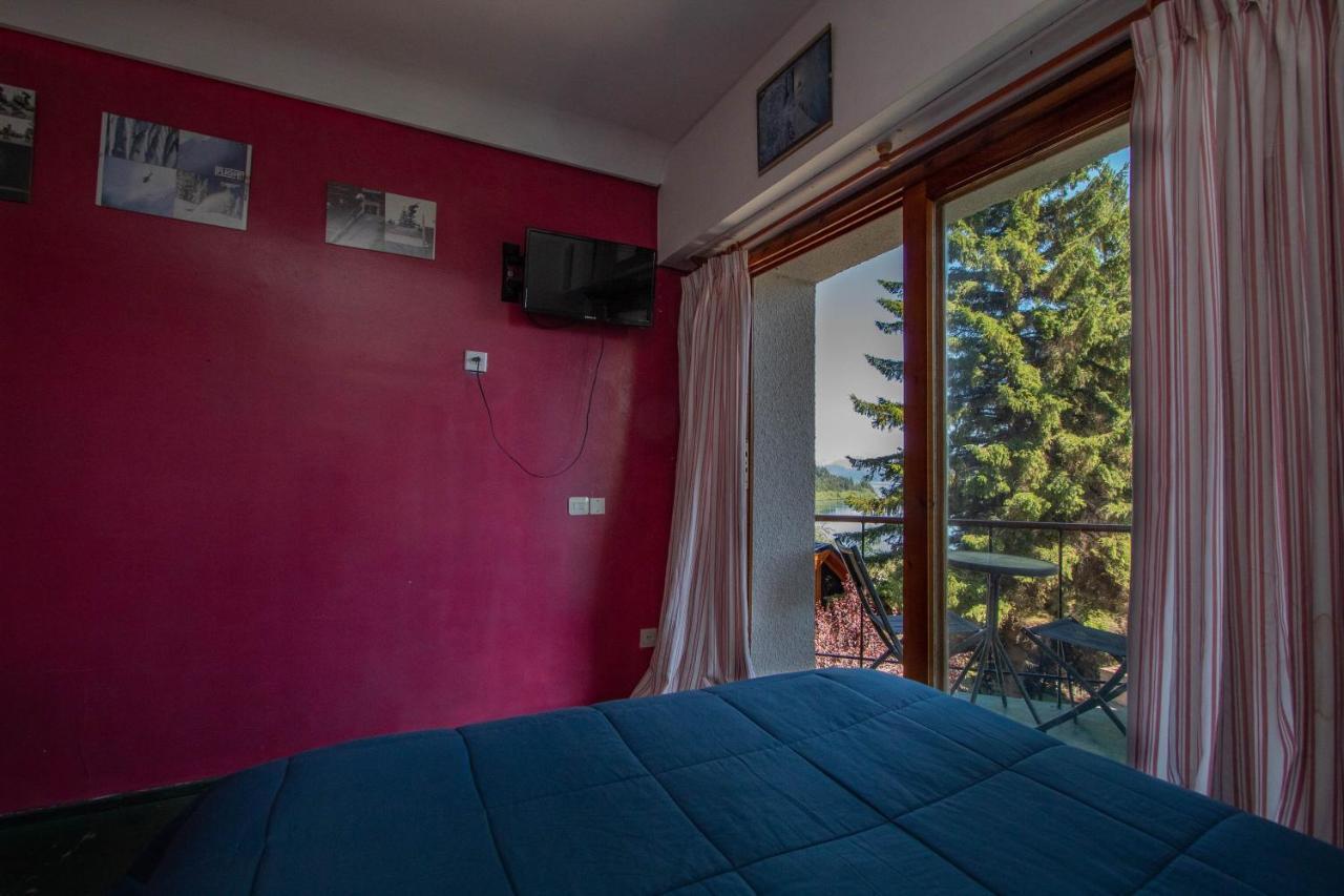 La Casona Hostel San Carlos de Bariloche Exteriör bild